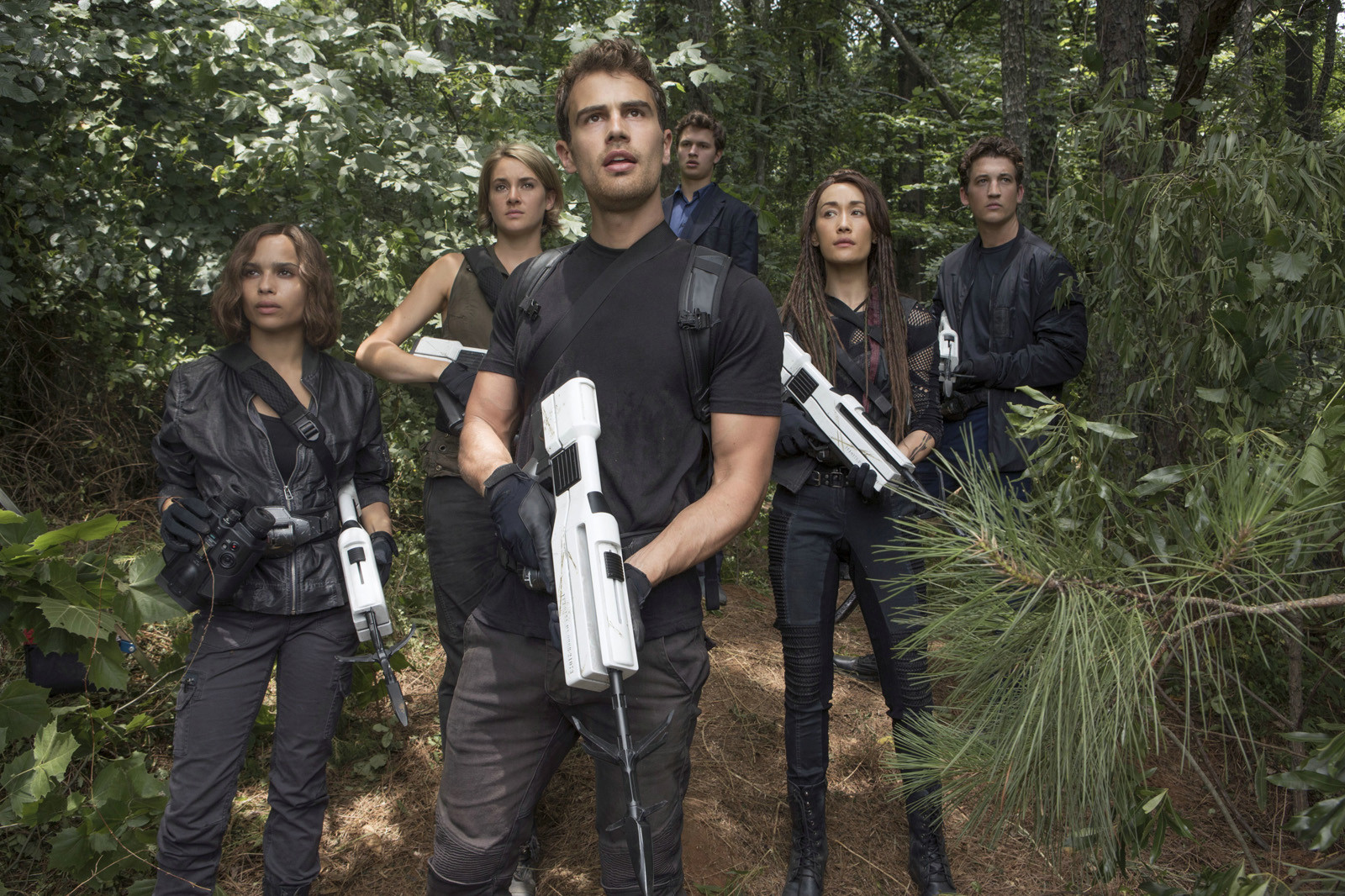 Divergente 3 : Au-Delà Du Mur de Robert Schwentke - 2016 / Science-Fiction 