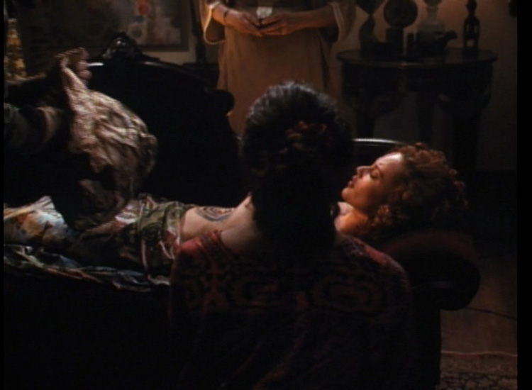 Douce Nuit, Sanglante Nuit 4 - L'initiation (1990)