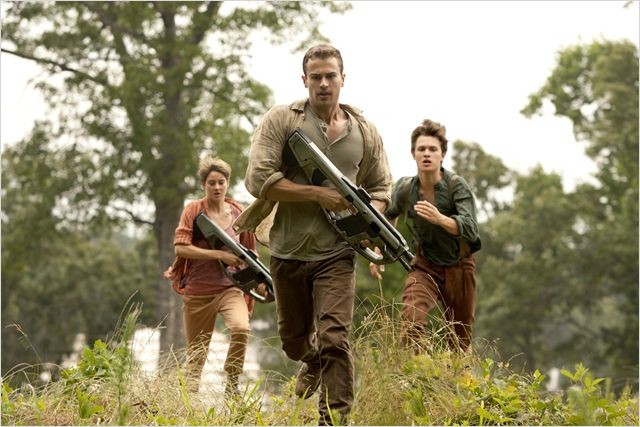 Divergente 2 - L'Insurrection de Robert Schwentke - 2015 / Science-Fiction