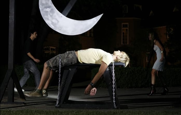 Le Puits Et Le Pendule (2009)