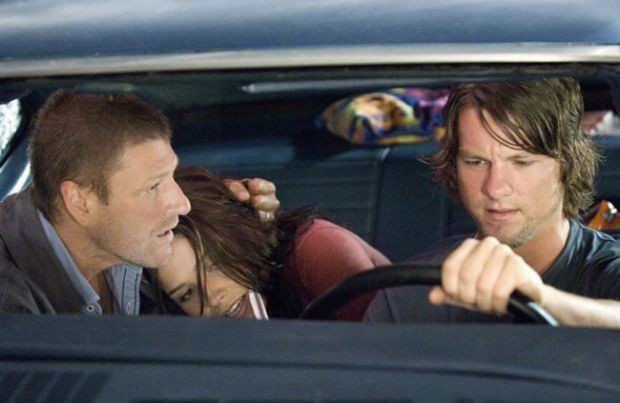 Hitcher (2007) 