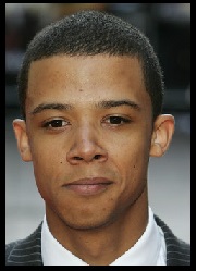 Jacob Anderson (Rôle : Llyod) 