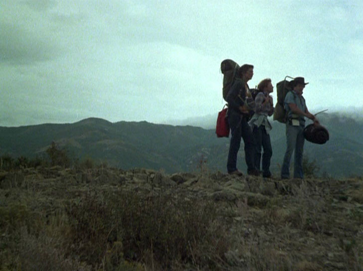Don't Go In The Woods de James Bryan - 1981 / Survival - Slasher