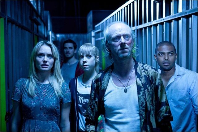 Storage 24 (2012)