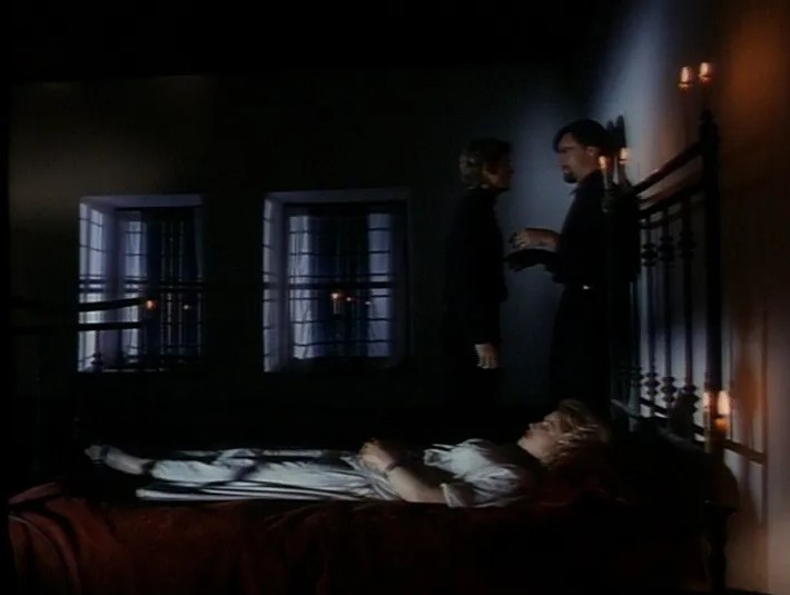Dracula Rising (1993)