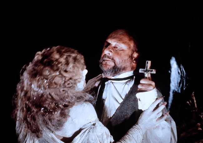 Dracula de John Badham - 1979 / Horreur