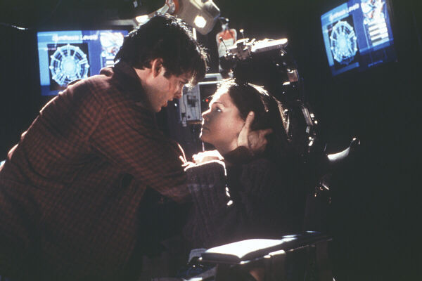 Comportements Troublants de David Nutter - 1998 / Thriller - Horreur