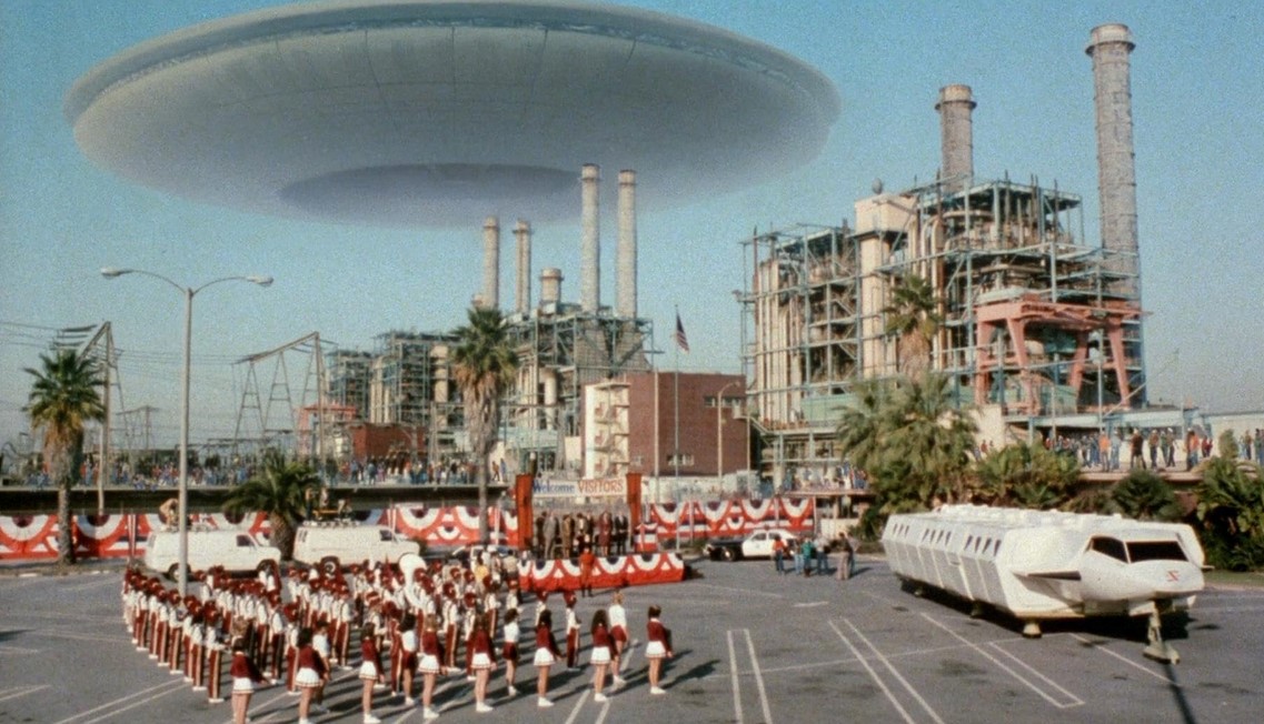 V : Les Visiteurs - Saison 1 