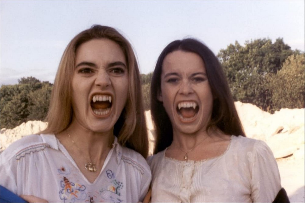 Les Deux Orphelines Vampires (1997) 