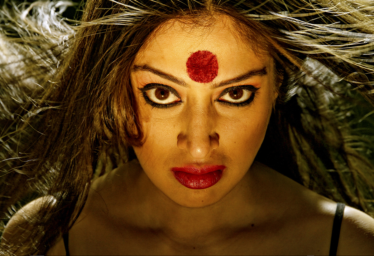 Aranmanai - Le Palais (2014)