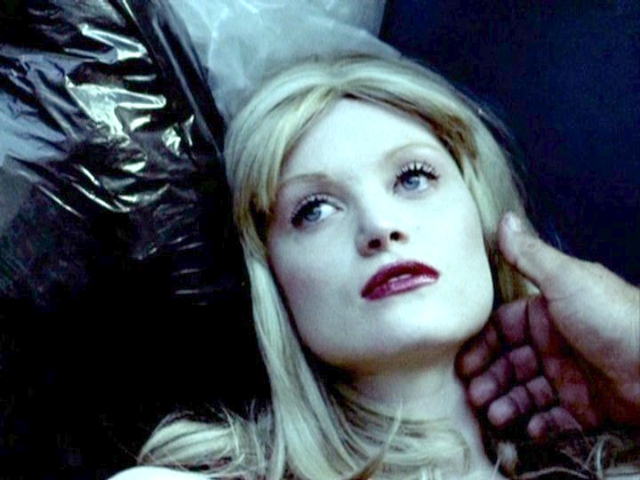Dead Doll (2004) 