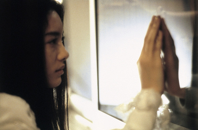 Ring 0 (2000) 
