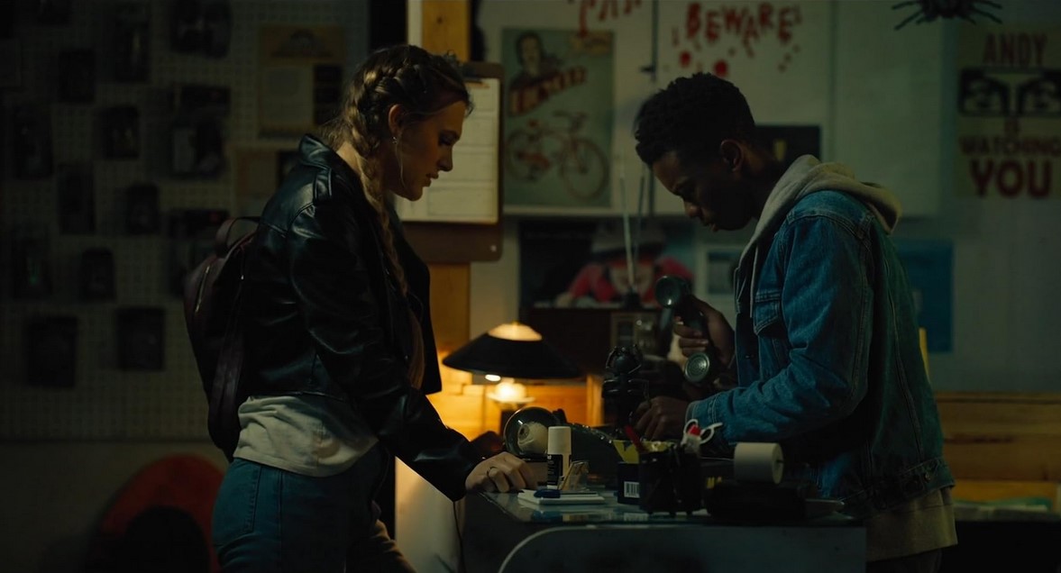 Zombie Town (2023)  