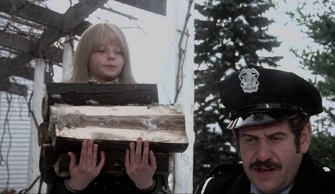La Petite Fille Au Bout Du Chemin (1976)  