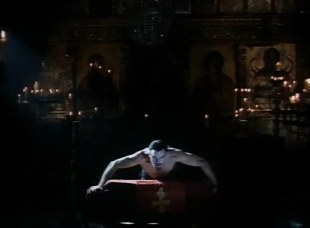Dracula Rising (1993)