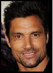 Manu Bennett 