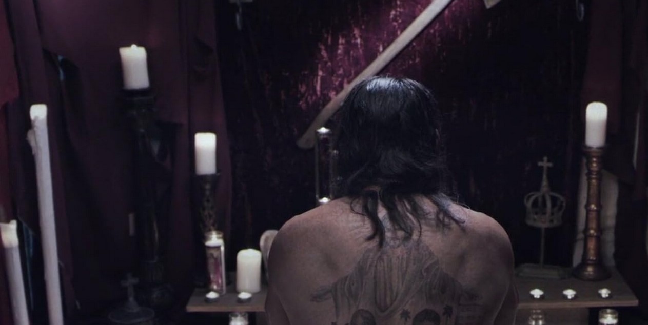 Zombie Hunter (2013)
