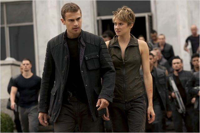 Divergente 2 - L'Insurrection de Robert Schwentke - 2015 / Science-Fiction