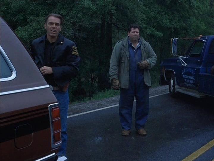 En Eaux Troubles (2002) 