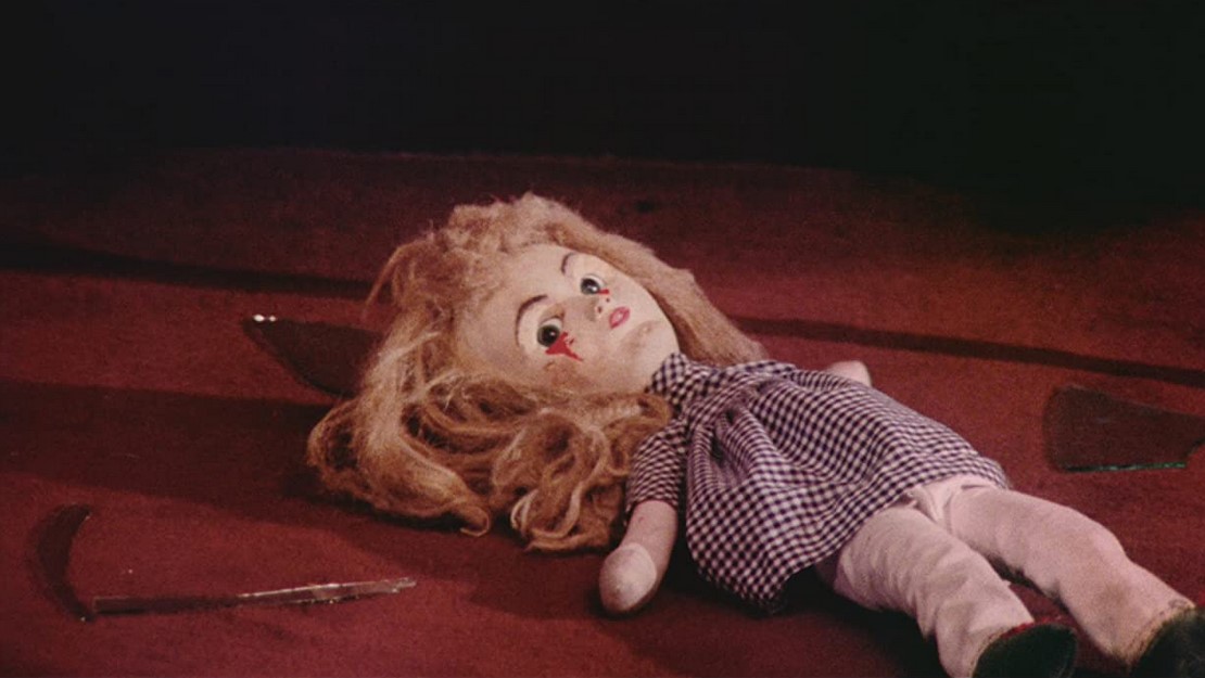 Une Si Gentille Petite Fille ! (1977) 