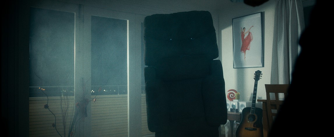 Killer Sofa (2019) 