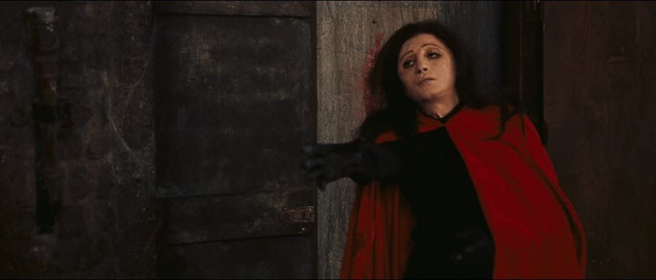 La Dame Rouge Tua 7 Fois (1972) 