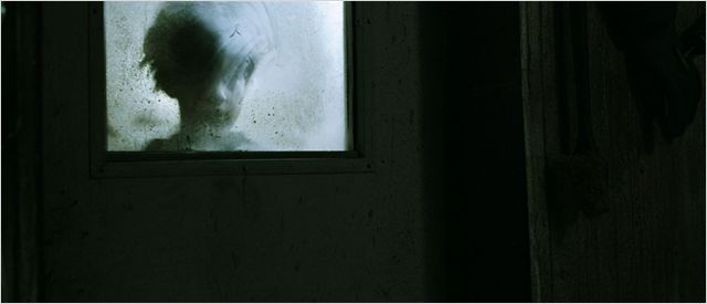 Below Zero de Justin Thomas Ostensen - 2011