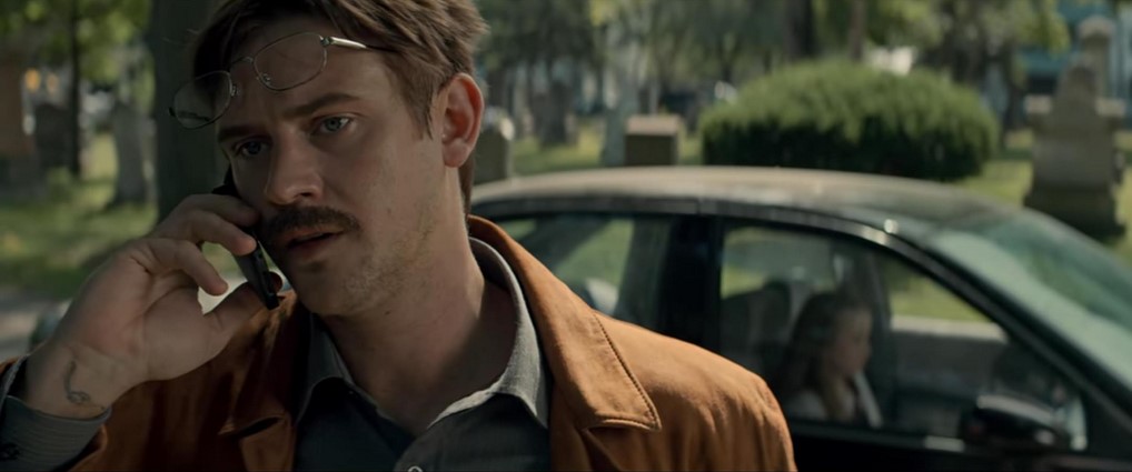In The Shadow Of The Moon (2019) 