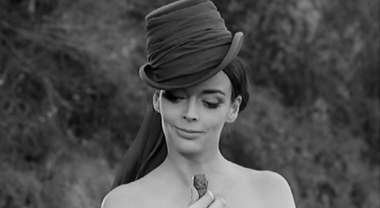 Un Ange Pour Satan (1966)