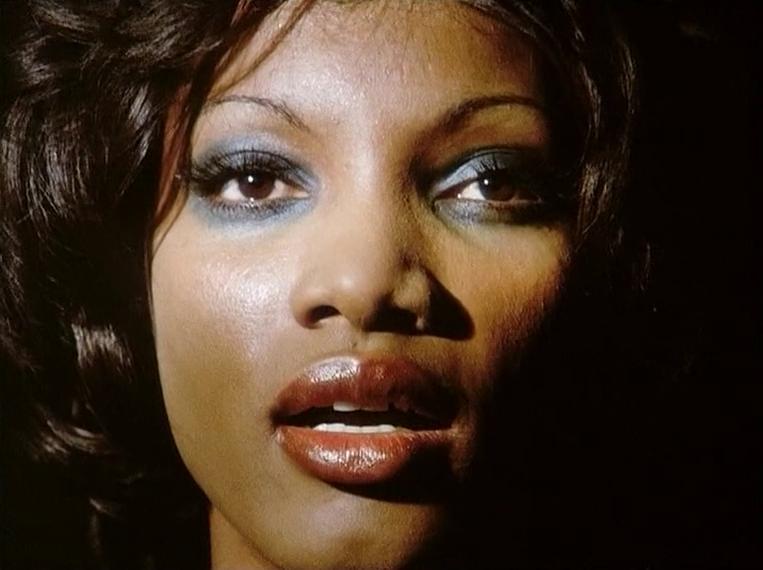 Un Tueur Sous Influence (1974)