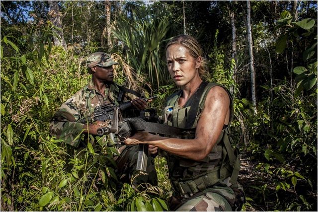Jurassic Attack (2013)