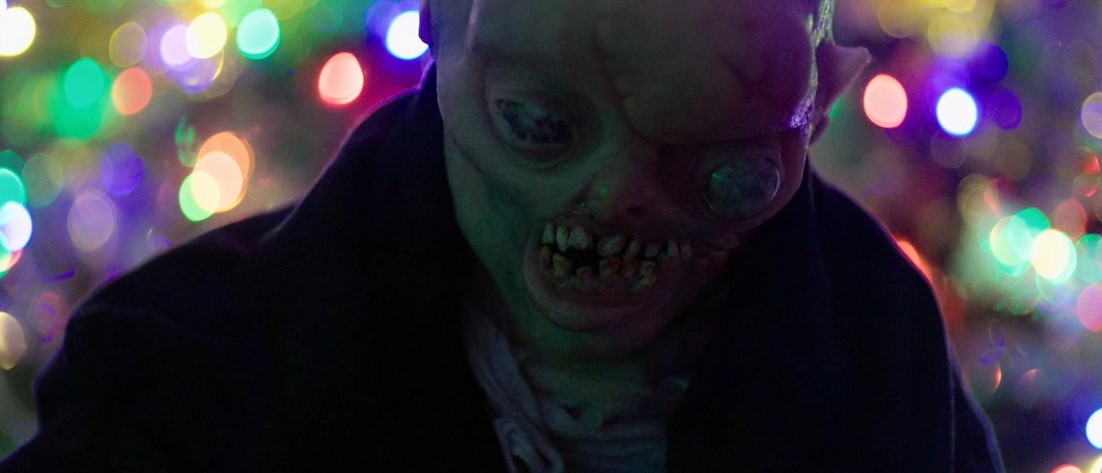 Red Christmas (2016) 