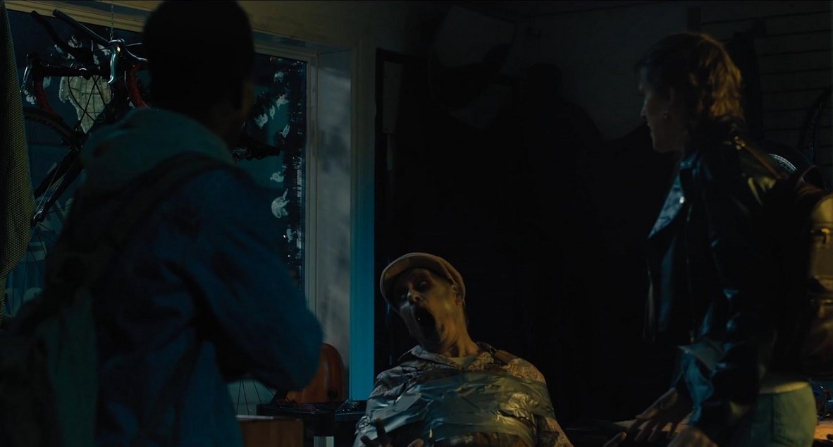Zombie Town (2023)  