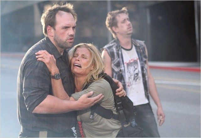 Rise Of The Zombies (2012)