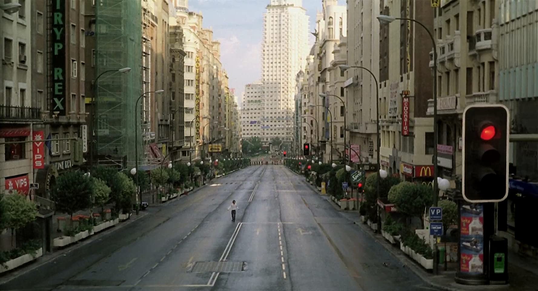 Ouvre Les Yeux (1997) 