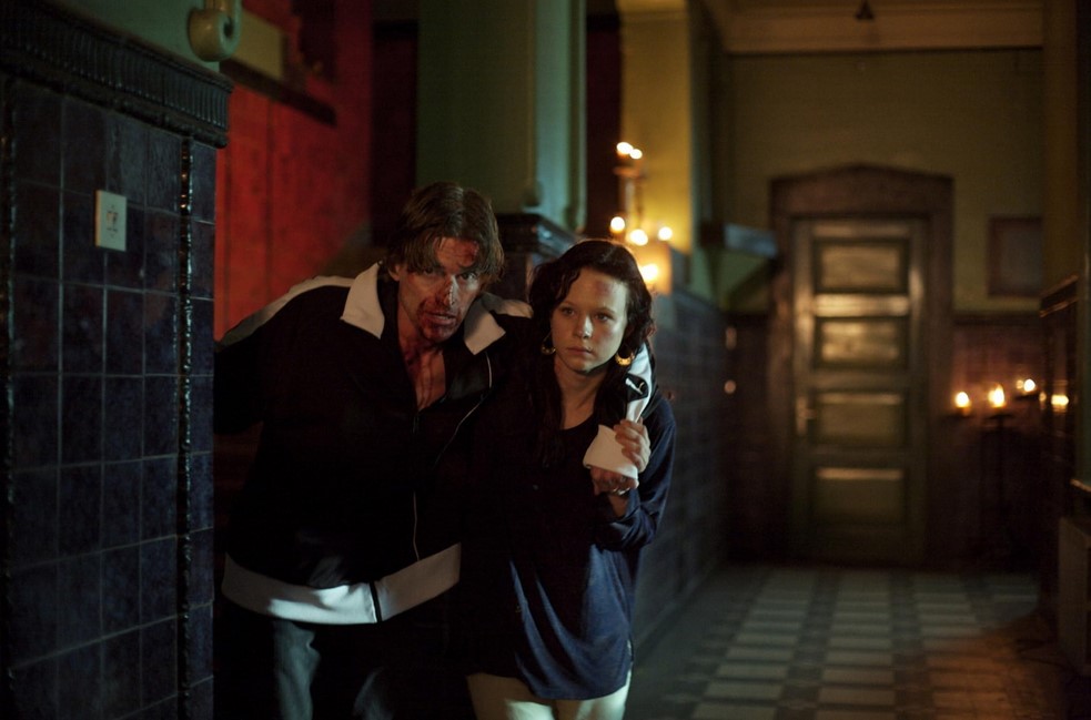 Train (2008)
