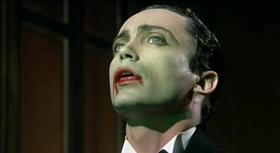 Du Sang Pour Dracula (1974)