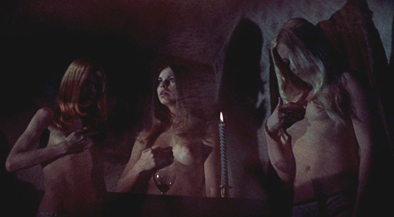 Cannibal Girls (1973)