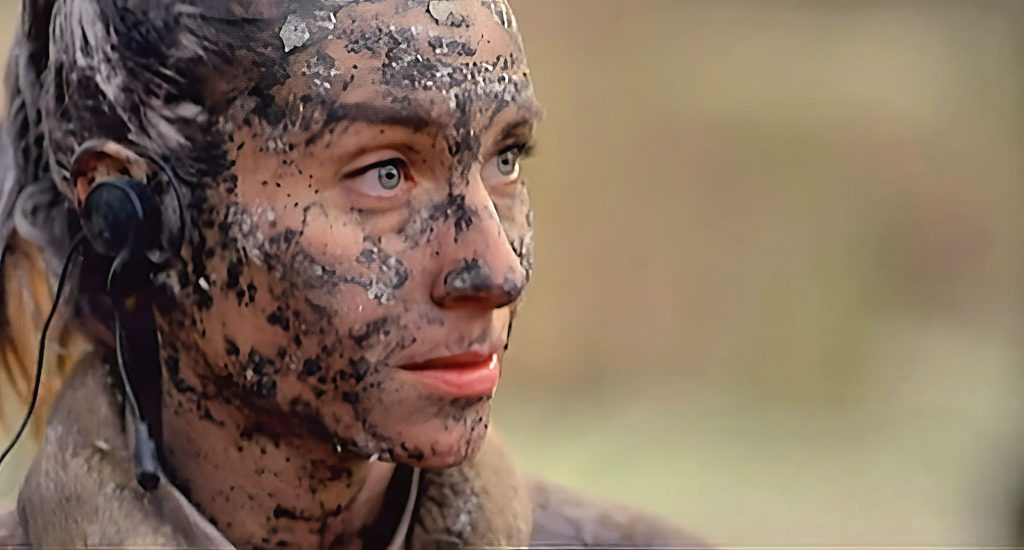 Raptor Island (2004)