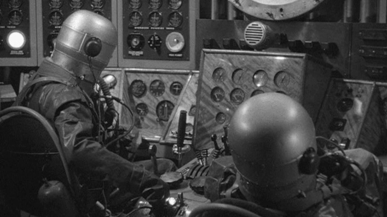 Enquête Dans l'Espace (1953) 