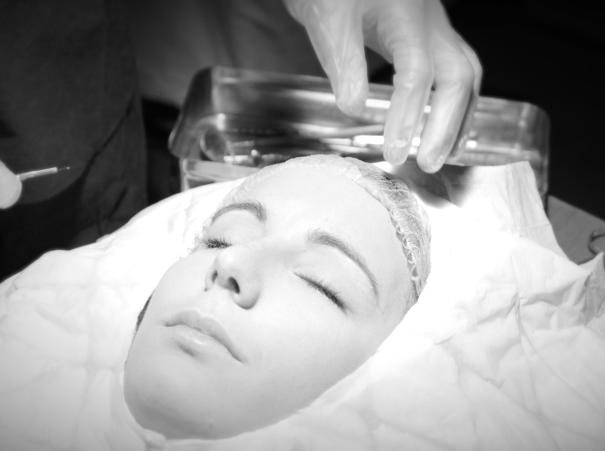 La Filles Aux Deux Visages (2016)