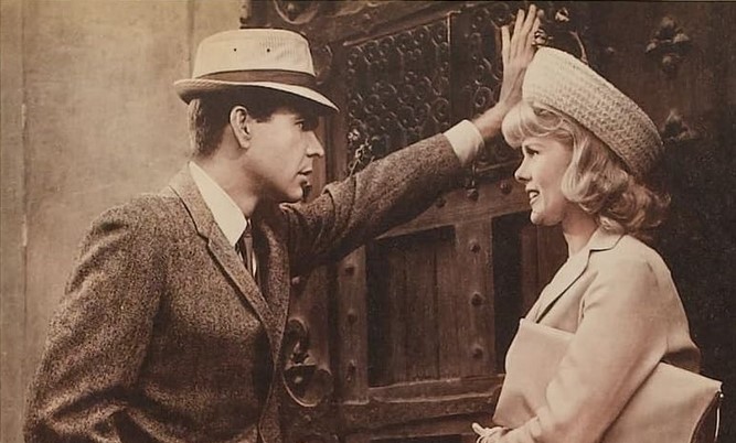 Une Guillotine Pour Deux (1965)