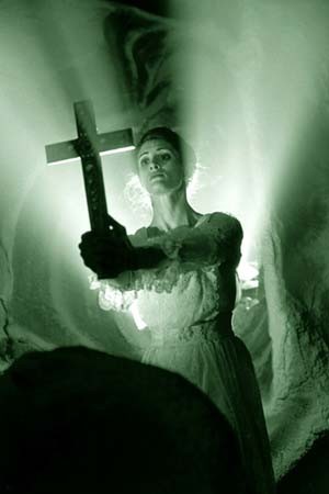 Dracula, Pages Tirées Du Journal D'Une Vierge de Guy Maddin - 2002 / Horreur