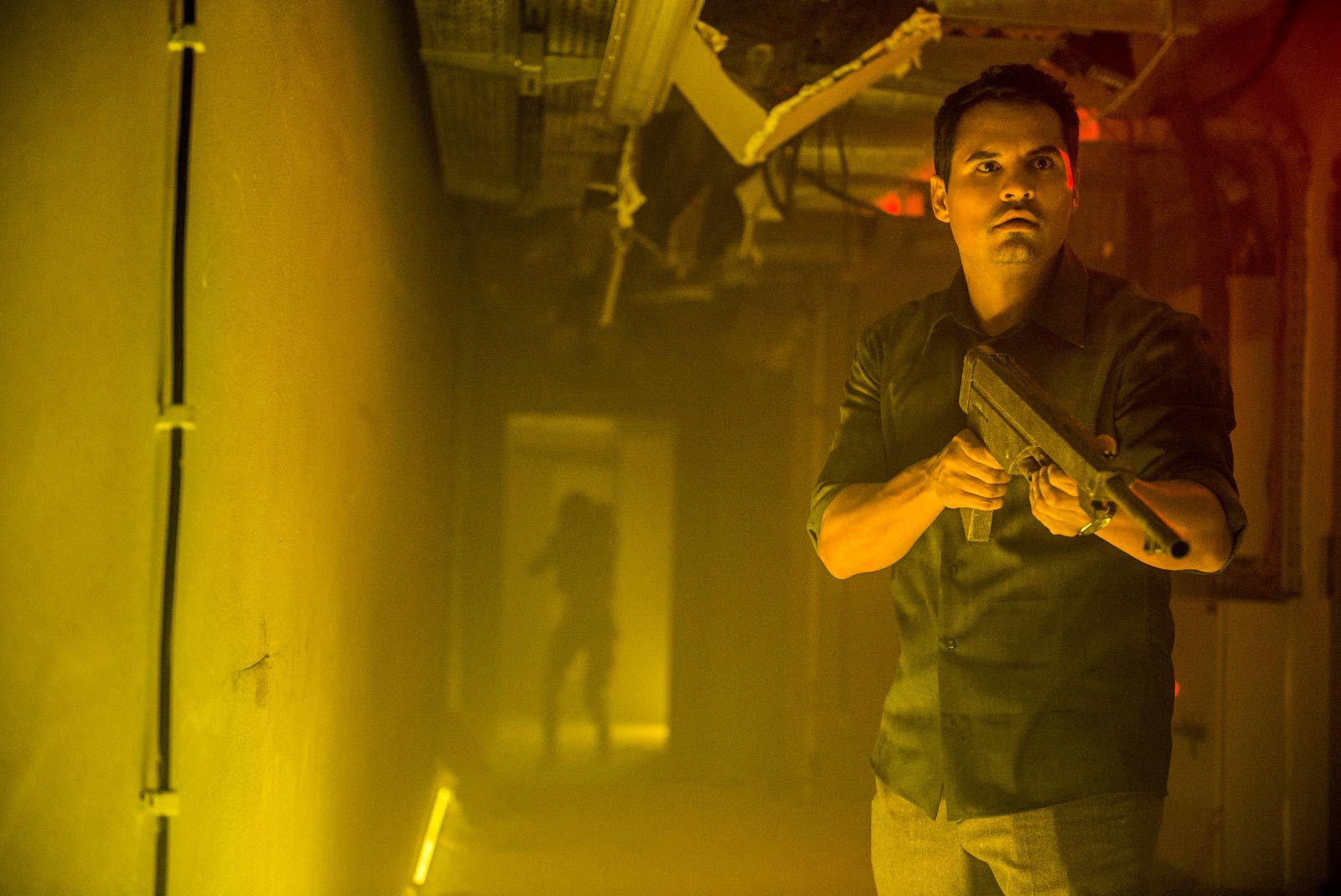 Extinction (2018) 