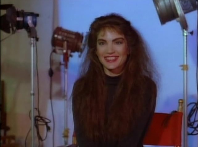 Bad Girls From Mars (1990)