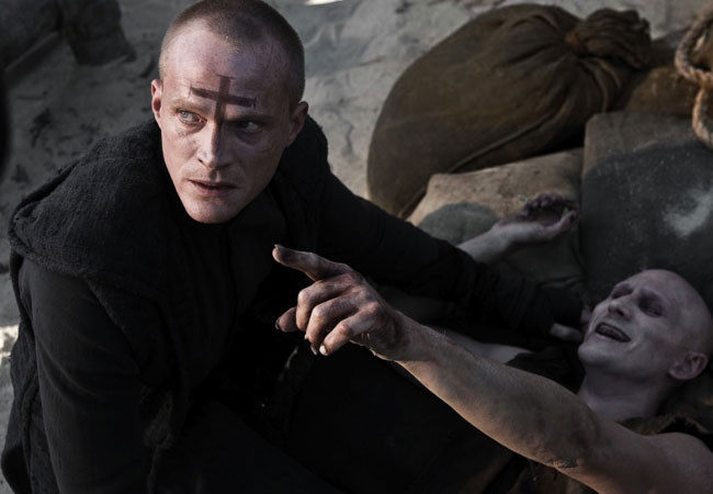 Priest (2011) 