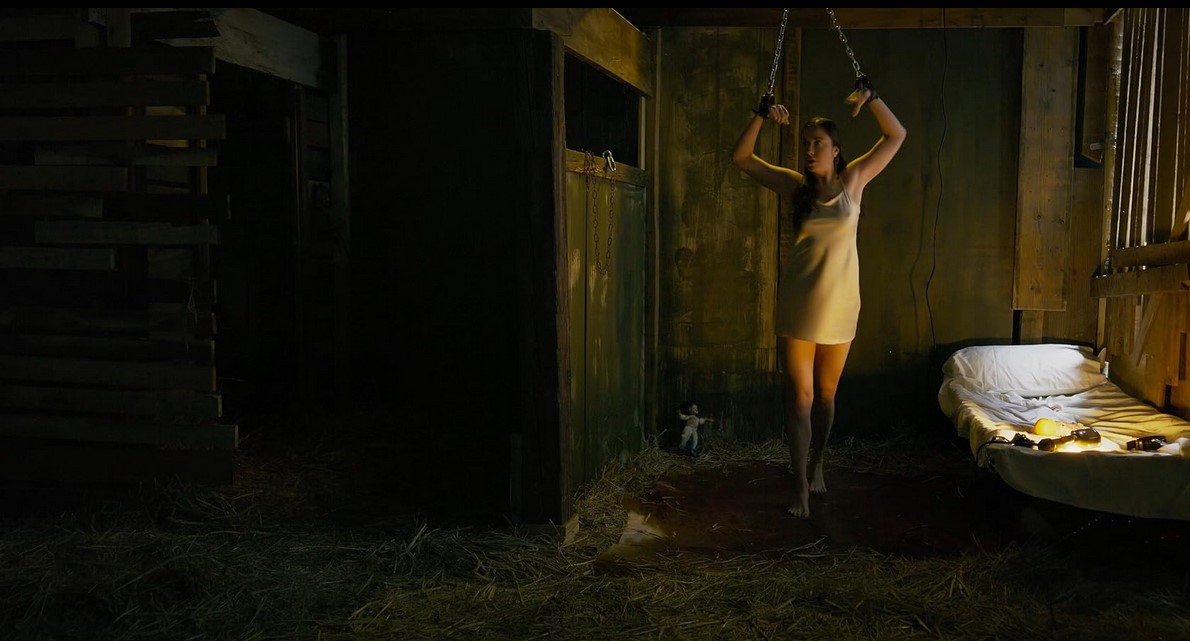 Girl Next (2021)