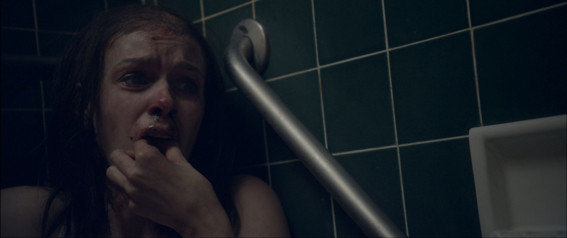 Starry Eyes (2014)