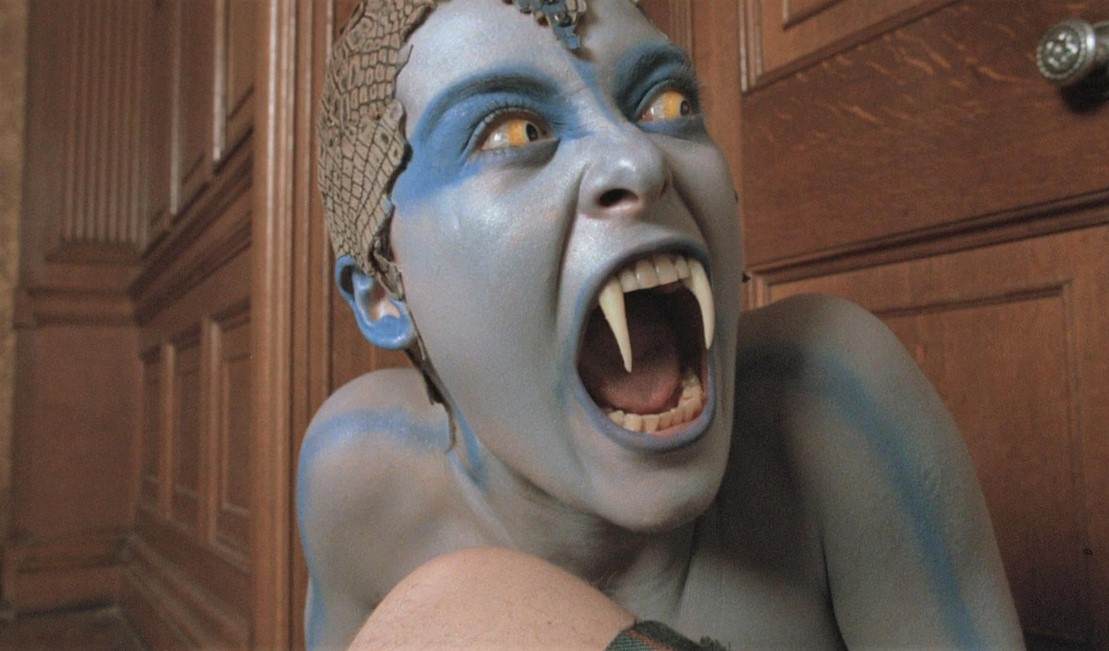Le Repaire Du Ver Blanc (1988) 