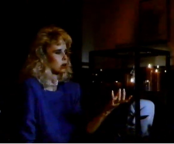 Vampire At Midnight (1988) 